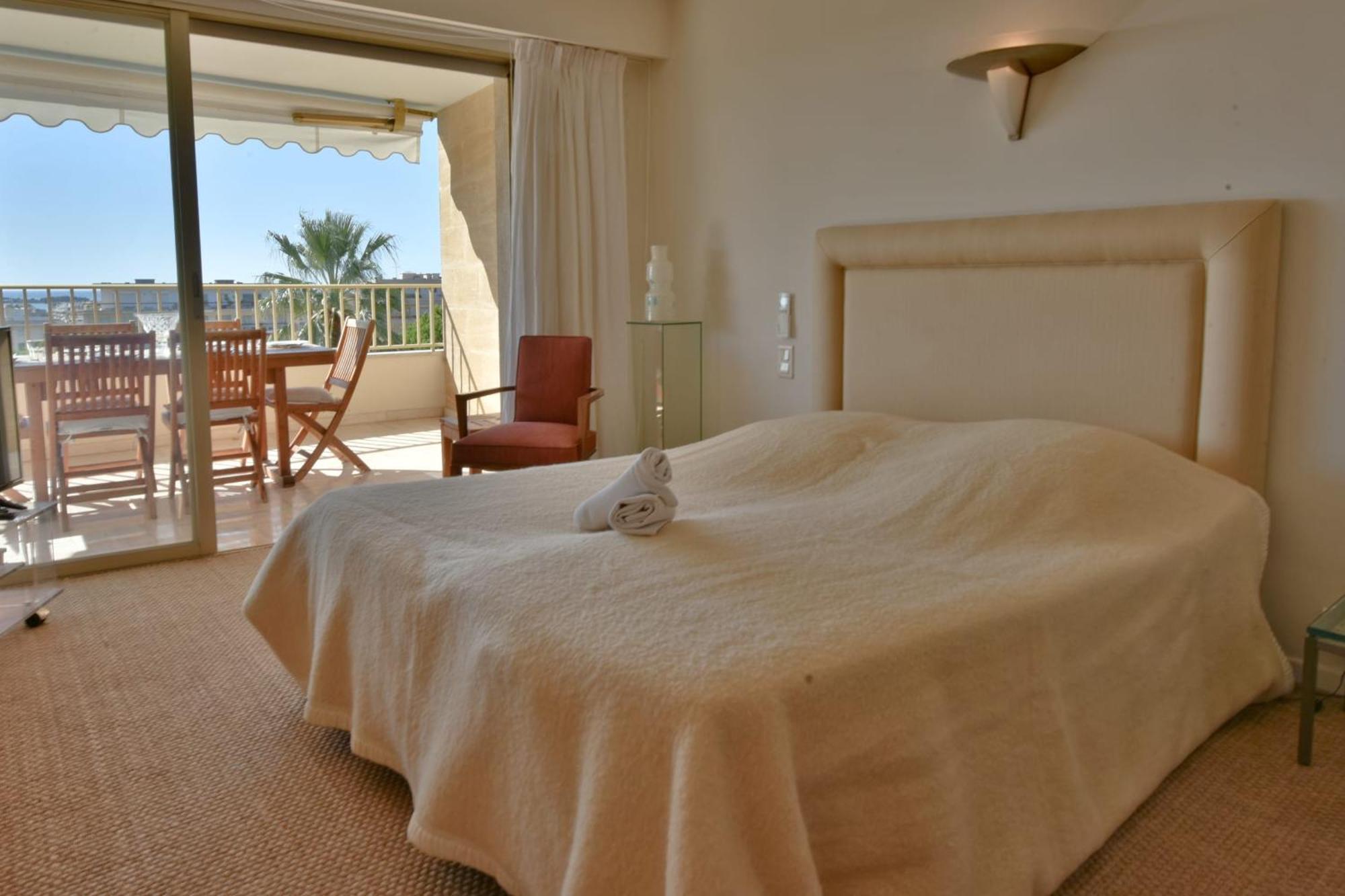 Close To Downtown Cannes Swimming Pool And Sea View Exterior photo